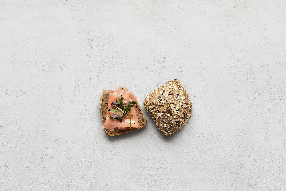 SBS_M├©rk_kernestykke_med_pynt