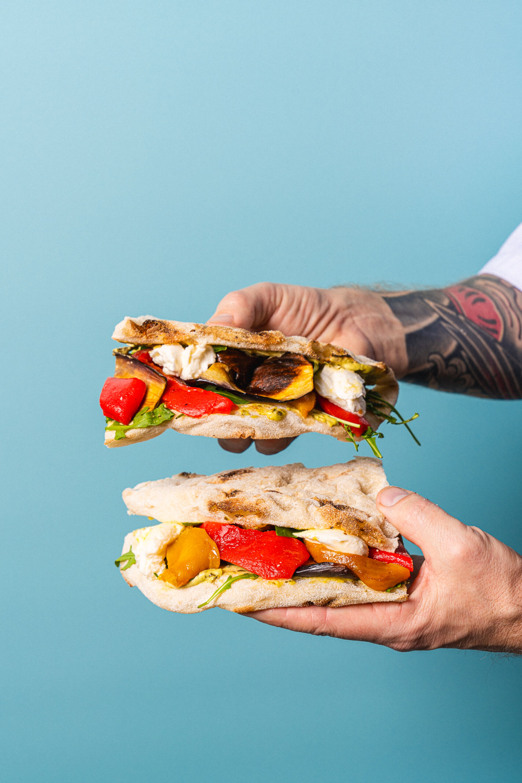 Pinsa sandwich puolikkaat pysty