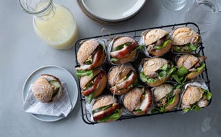 220092_220093 Midi Rozenbroodje BUFFET 3 BEW_LR_RGB